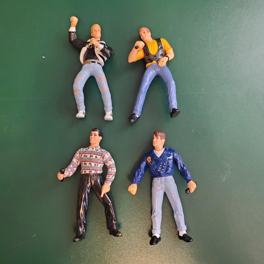 Vintage 90s New Kids on the Block NKOTB Action Figure Set Music Band Hasbro Toy